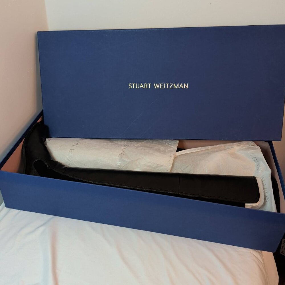 Stuart Weitzman Lynelle Black Leather and Neoprene Over-The-Knee Boots - Picture 11 of 11